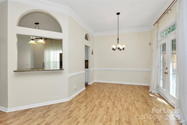 Building Photo - 203 Alnwick Ln