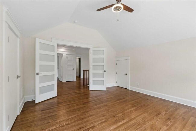 Building Photo - 1511 McLendon Ave NE