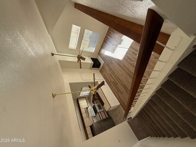 Building Photo - 2201 N Comanche Dr