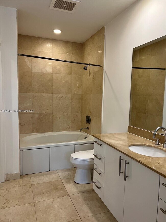Building Photo - 550 Okeechobee Blvd