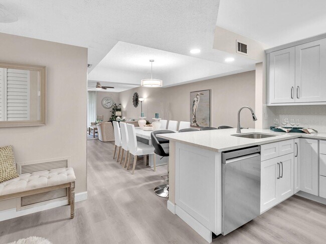 Primary Photo - 23249 Barwood Ln N