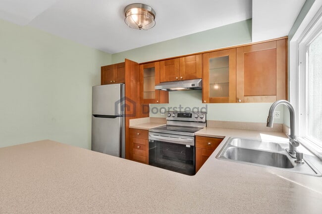 Building Photo - 8075 Caminito de Pizza