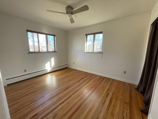 Building Photo - 3045 23rd St