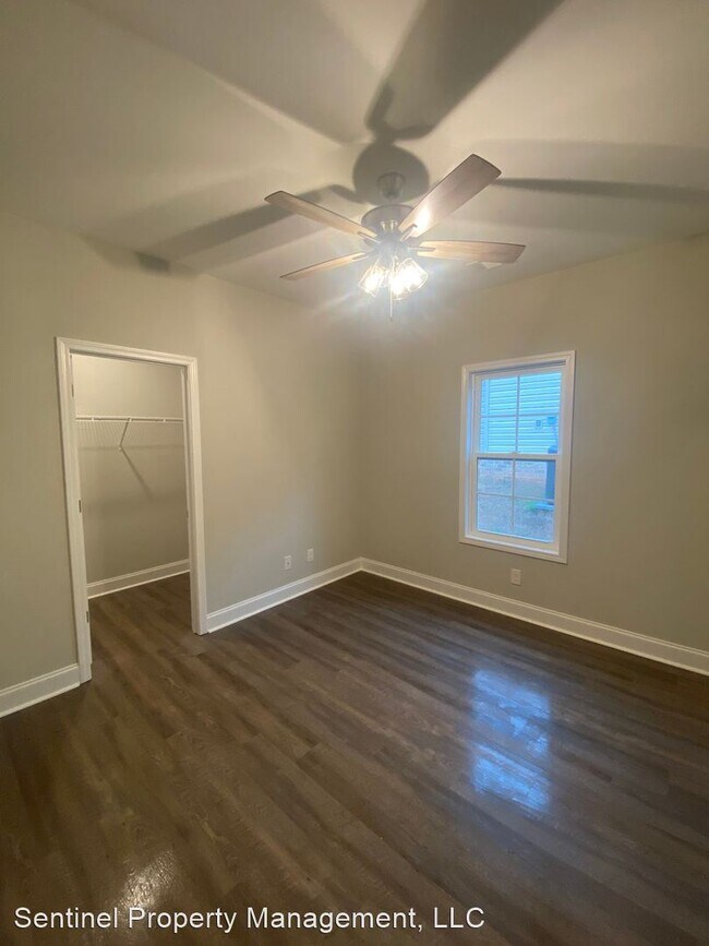 Building Photo - 3 br, 2 bath House - 211 Lasso Drive