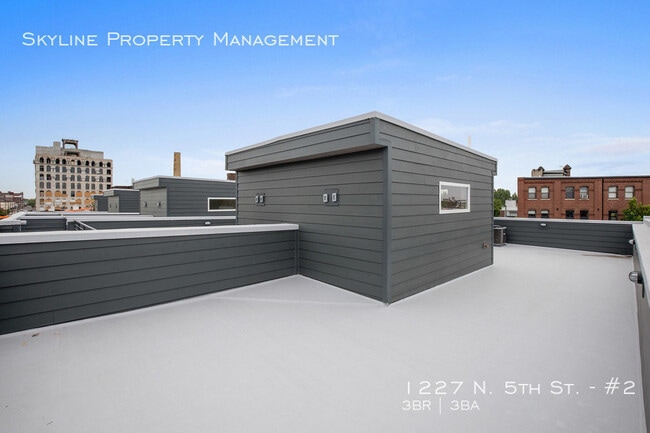 Building Photo - 1227 N 5th St