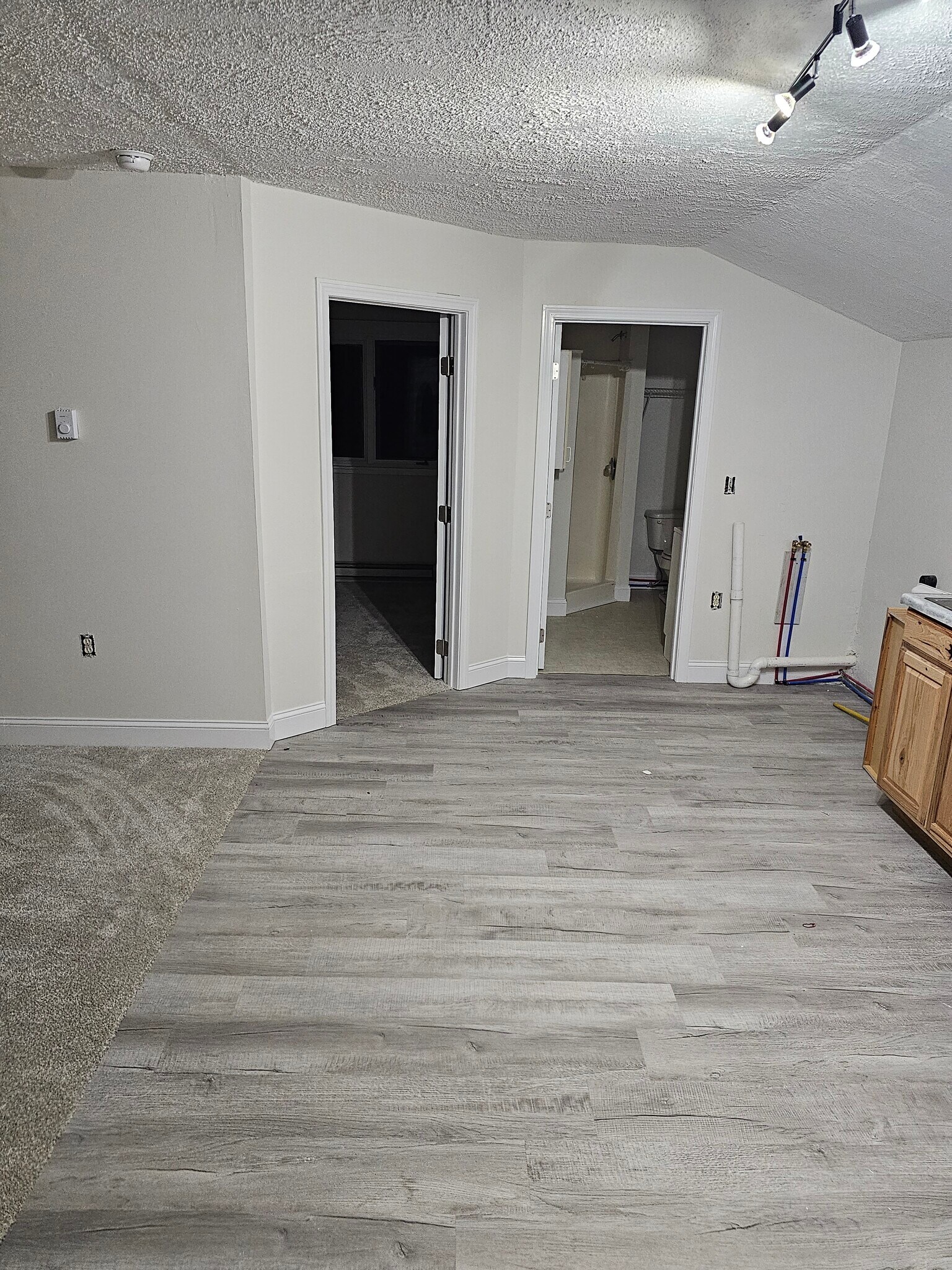 Building Photo - 54 Meadowbrook Dr
