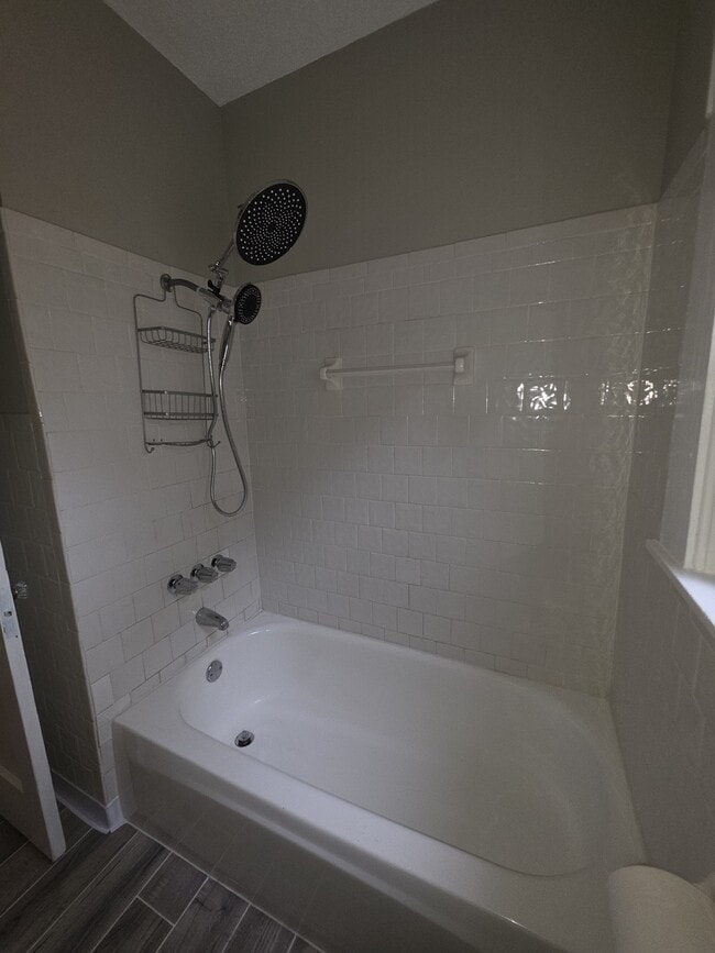 Building Photo - 705 E Water Ave