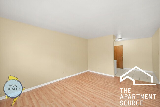 Building Photo - 1213 34th Ave