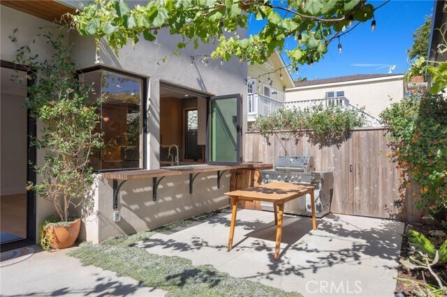 Building Photo - 1120 7th St