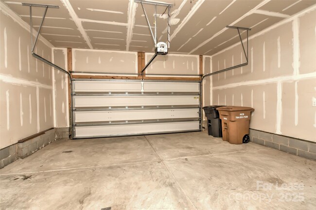 Building Photo - 1036 Easley St
