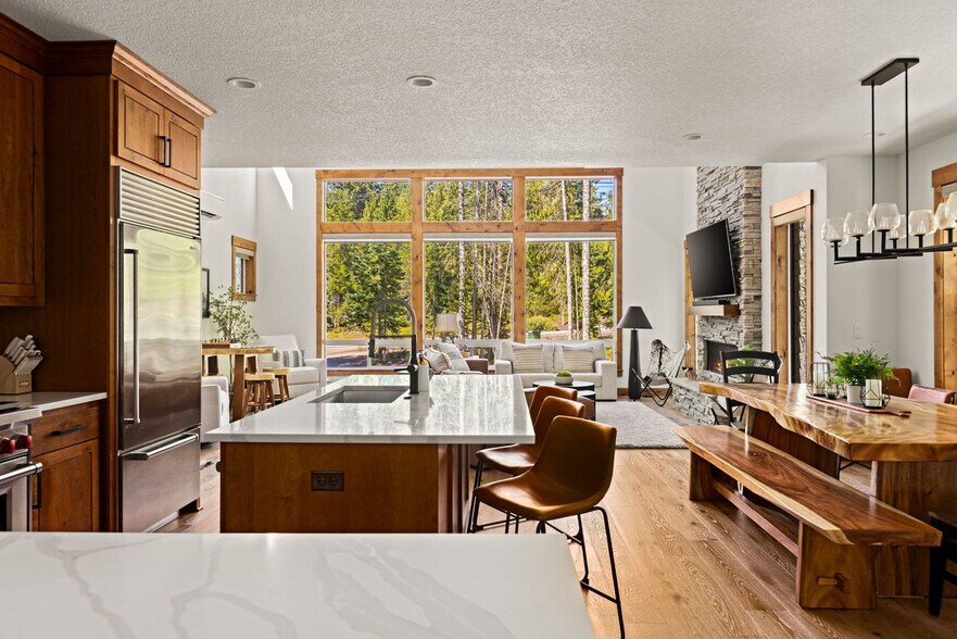 Building Photo - 89192 US-26