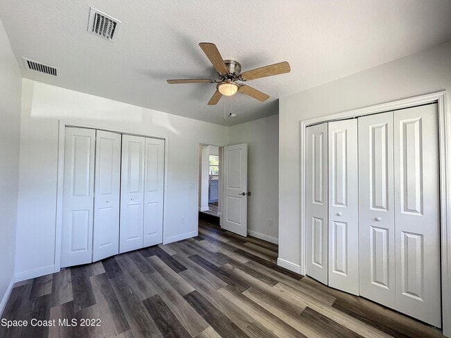 Building Photo - 124 Bermuda St