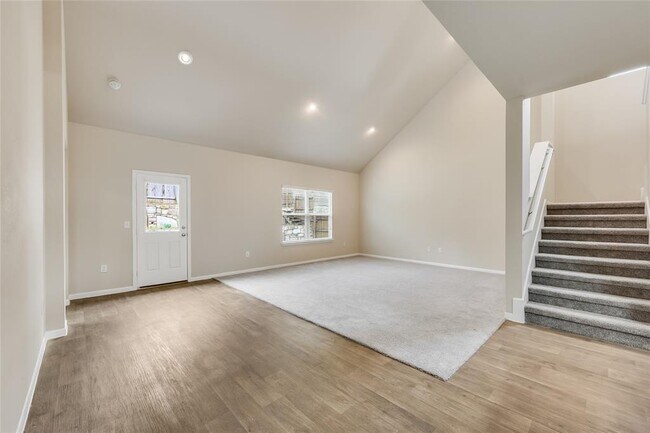 Building Photo - 3205 Ortman Dr