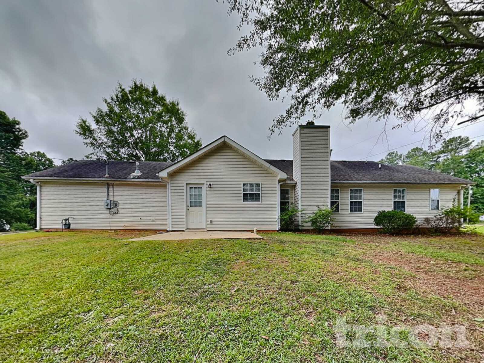 Building Photo - 207 Crystal Ct