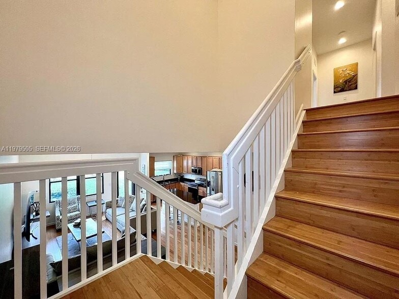 Building Photo - 965 NE 193rd Ter