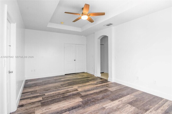 Building Photo - 16001 SW 43rd Terrace