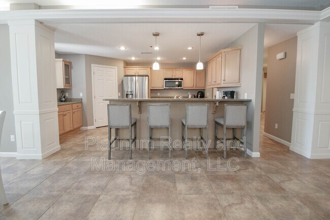 Building Photo - 202 Breakers Bnd