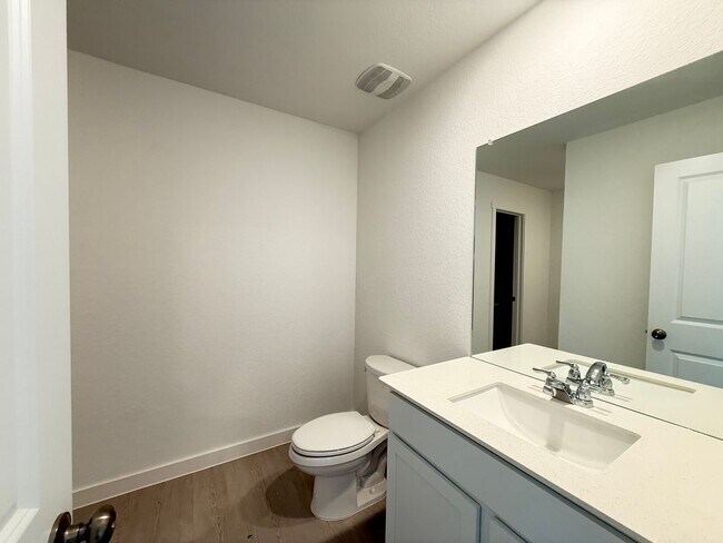 Building Photo - Brand New Lennar Home | 4 Bed | 3.5 Bath |...