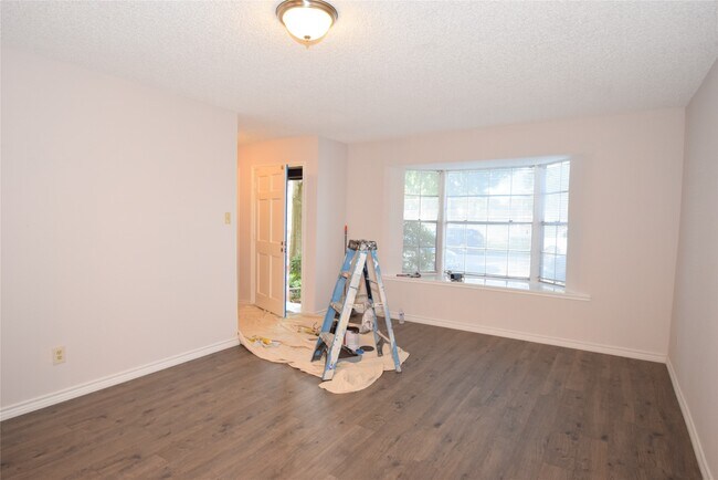 Building Photo - 14239 Misty Meadow Ln