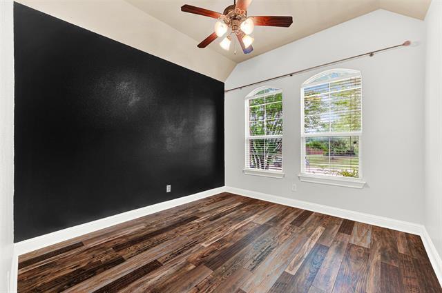 Building Photo - 1104 Killian Dr