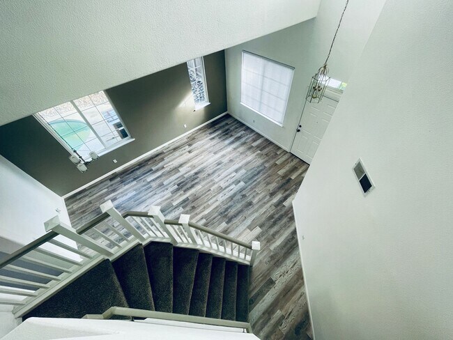 Building Photo - Stunning SOLAR Home with Heated Pool / Spa...