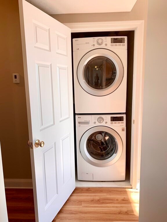 Building Photo - 10 Malta St