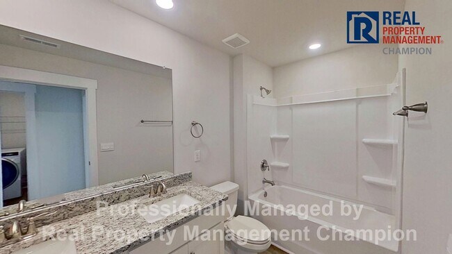 Building Photo - New Construction 4 BD/2.5 BA Home in Leland