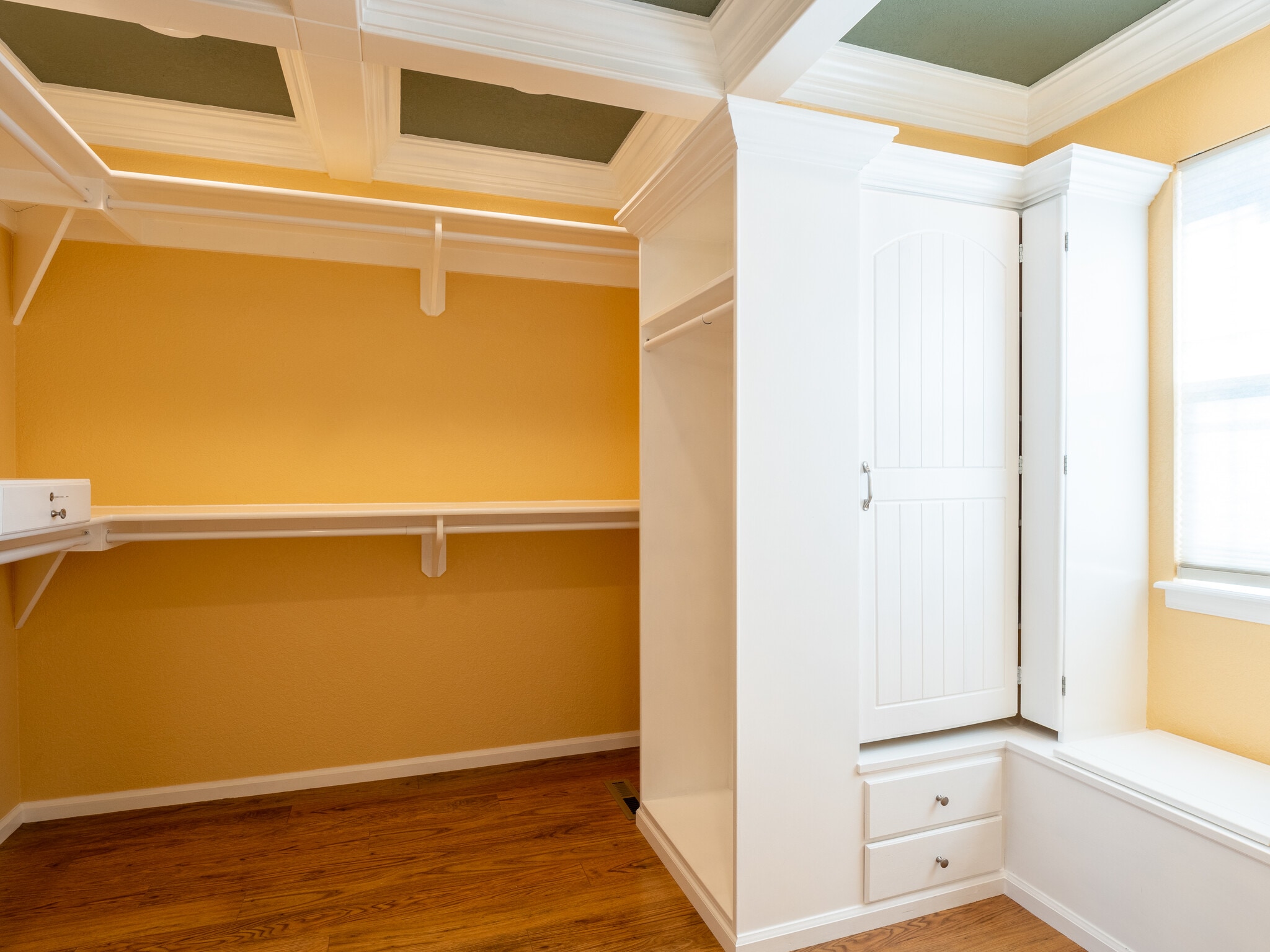 Building Photo - 5162 Cinquefoil Ln