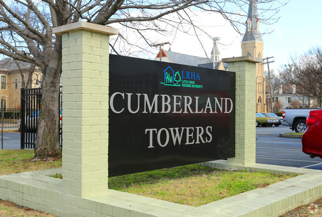 Building Photo - Cumberland Towers