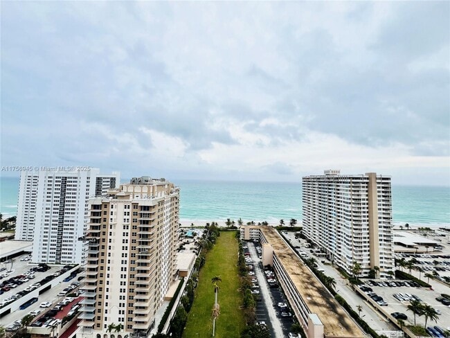 Building Photo - 1945 S Ocean Dr