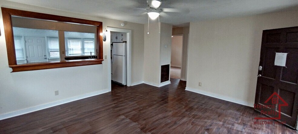 Building Photo - 25 N Franklin Ave