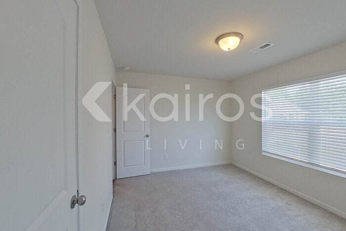 Building Photo - 1151 Silvertrace Dr