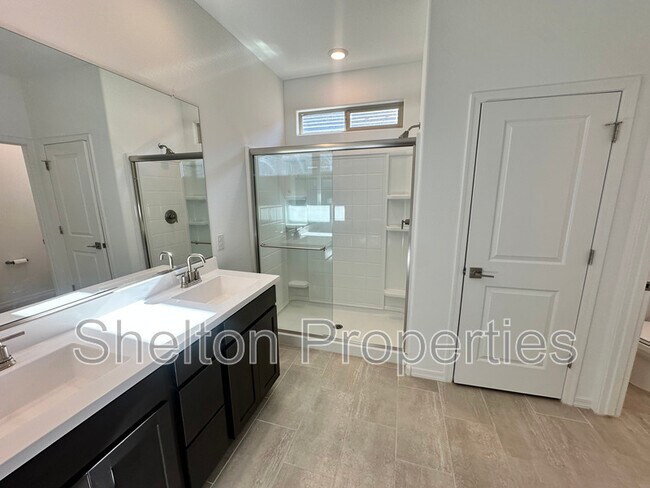 Building Photo - 14360 W Alameda Dr