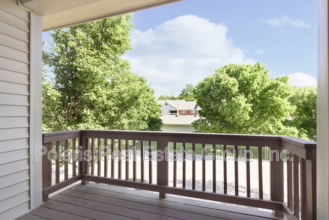 Building Photo - 8333 Clayhurst Dr