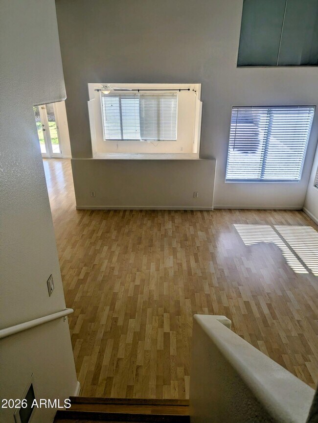 Building Photo - 1343 E Angela Dr