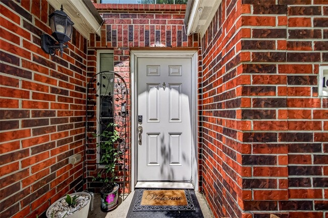 Building Photo - 16123 Duck Tail Ln