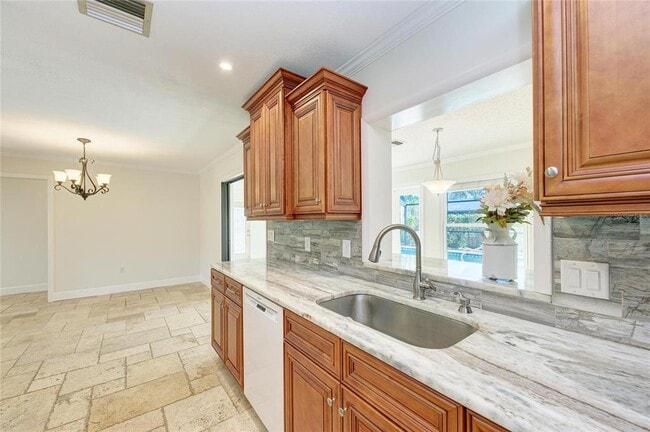 Building Photo - 1307 Primrose Rd