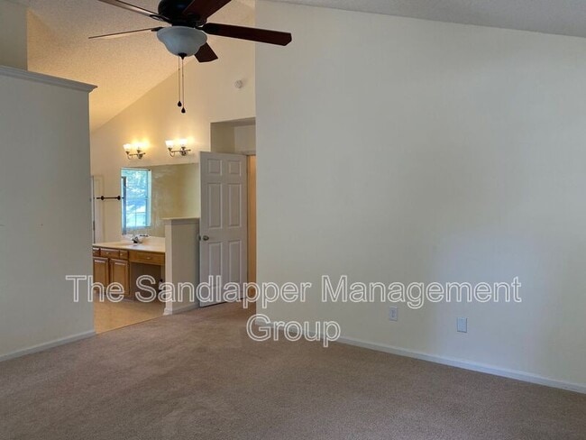 Building Photo - 1287 Horseshoe Bend