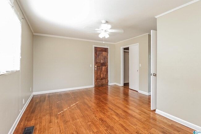 Building Photo - 3130 Ashwood Rd