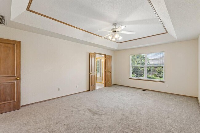 Building Photo - 2725 Blue Quail Pass
