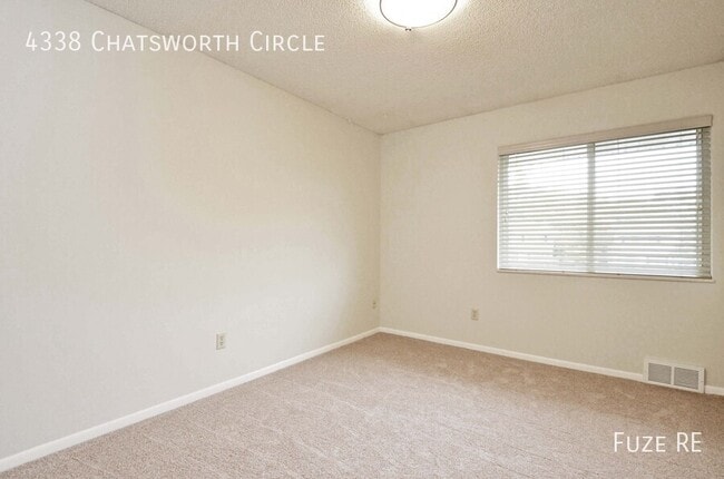 Building Photo - 4338 Chatsworth Cir