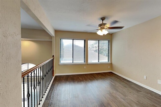 Building Photo - 2150 Paso Rello Dr