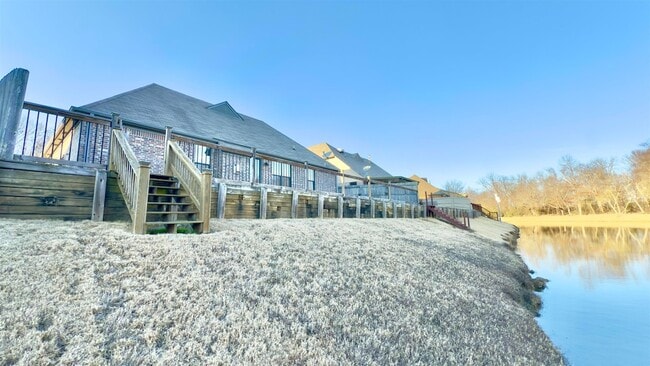 Building Photo - 5110 Oliver Grove Ln