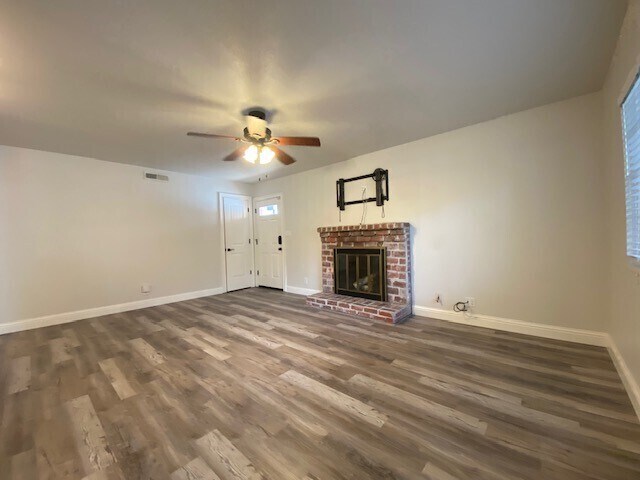 Building Photo - Beautiful and newly remodeled home in Rose...