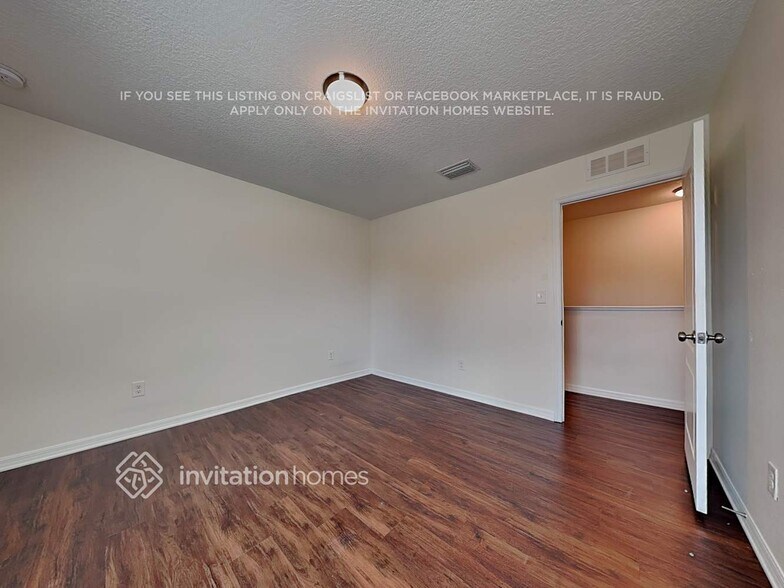 Building Photo - 35859 Jenny Lynne Cir