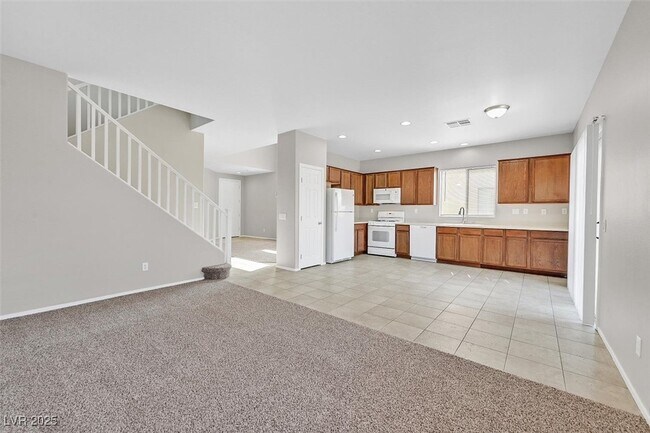 Building Photo - 7704 Montefrio Ave