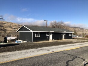 Building Photo - Grand Coulee Apartments