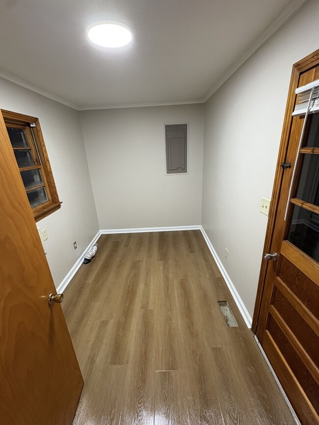 Building Photo - 426 Evergreen St