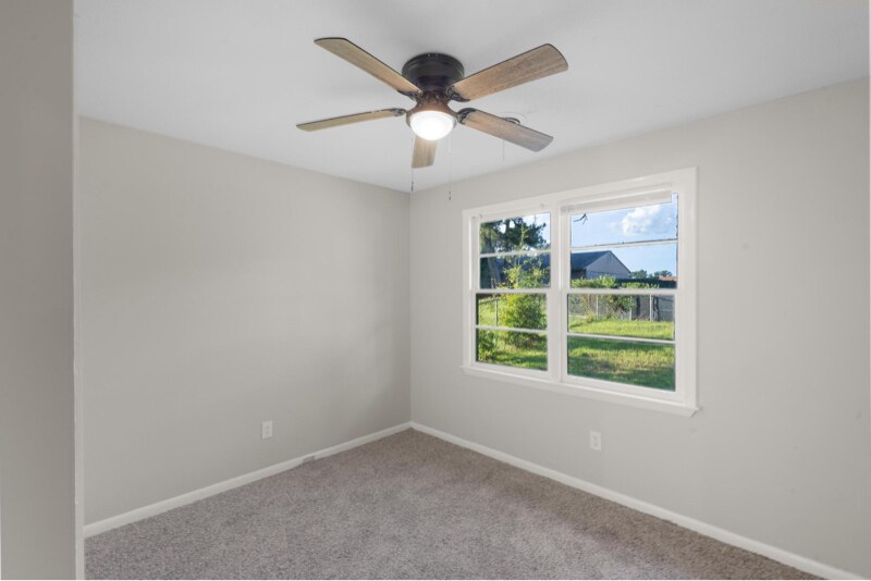 Building Photo - 2835 Lumpkin Rd