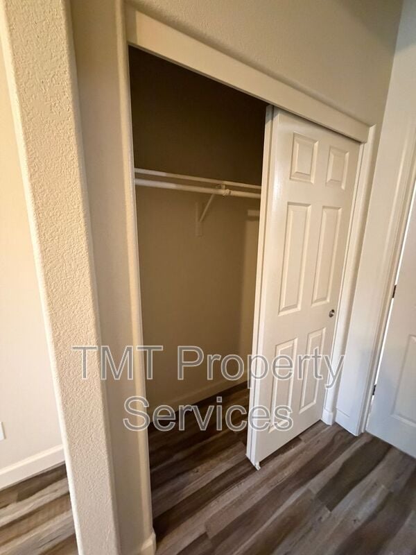 Building Photo - 8120 Crystal Walk Cir